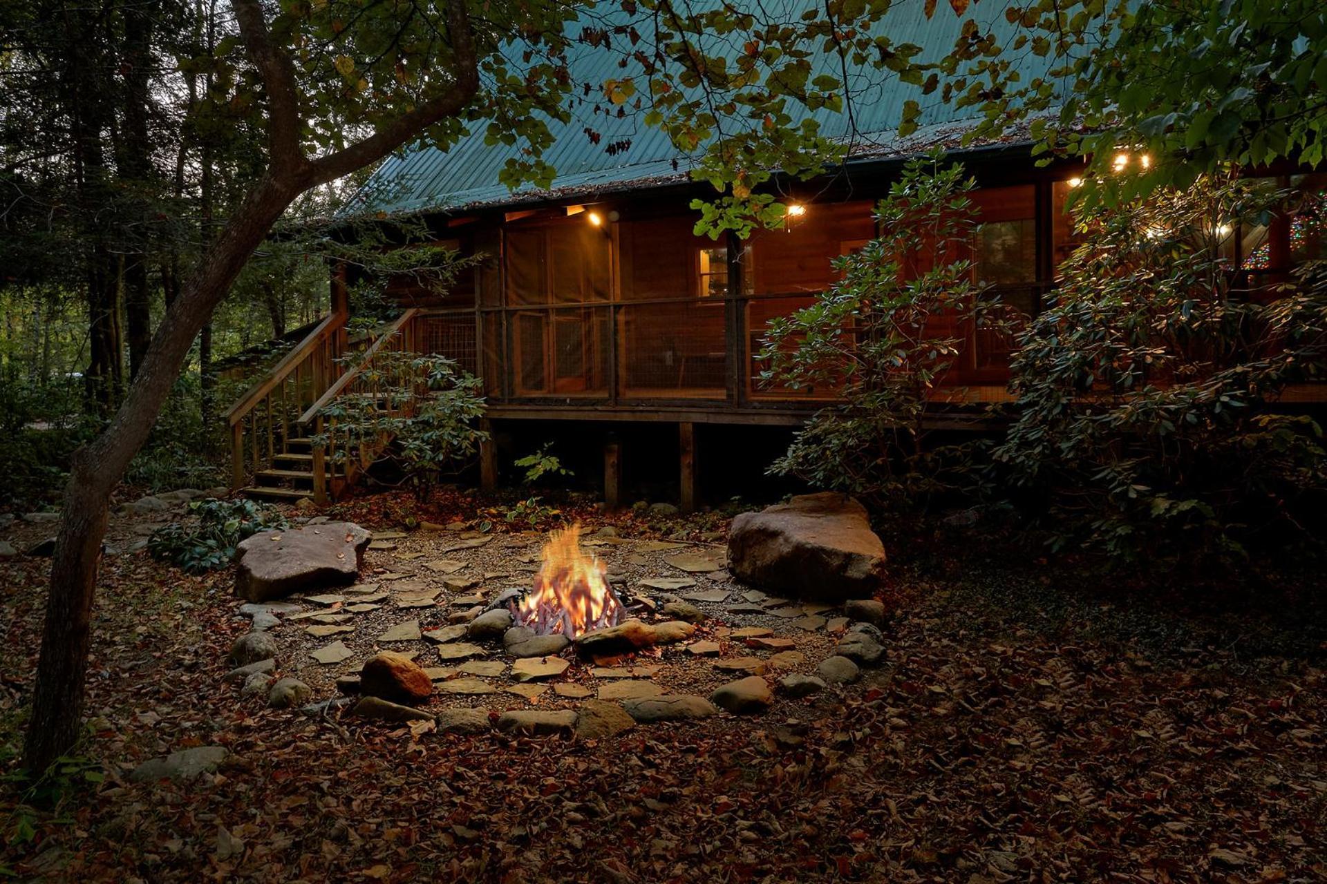 Creeksong Holiday Home Gatlinburg Exterior photo